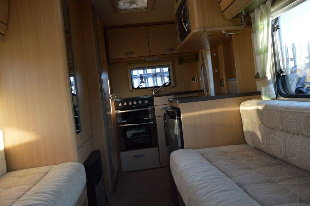 SWIFT BESSACARR E410 2 BERTH MOTORHOME