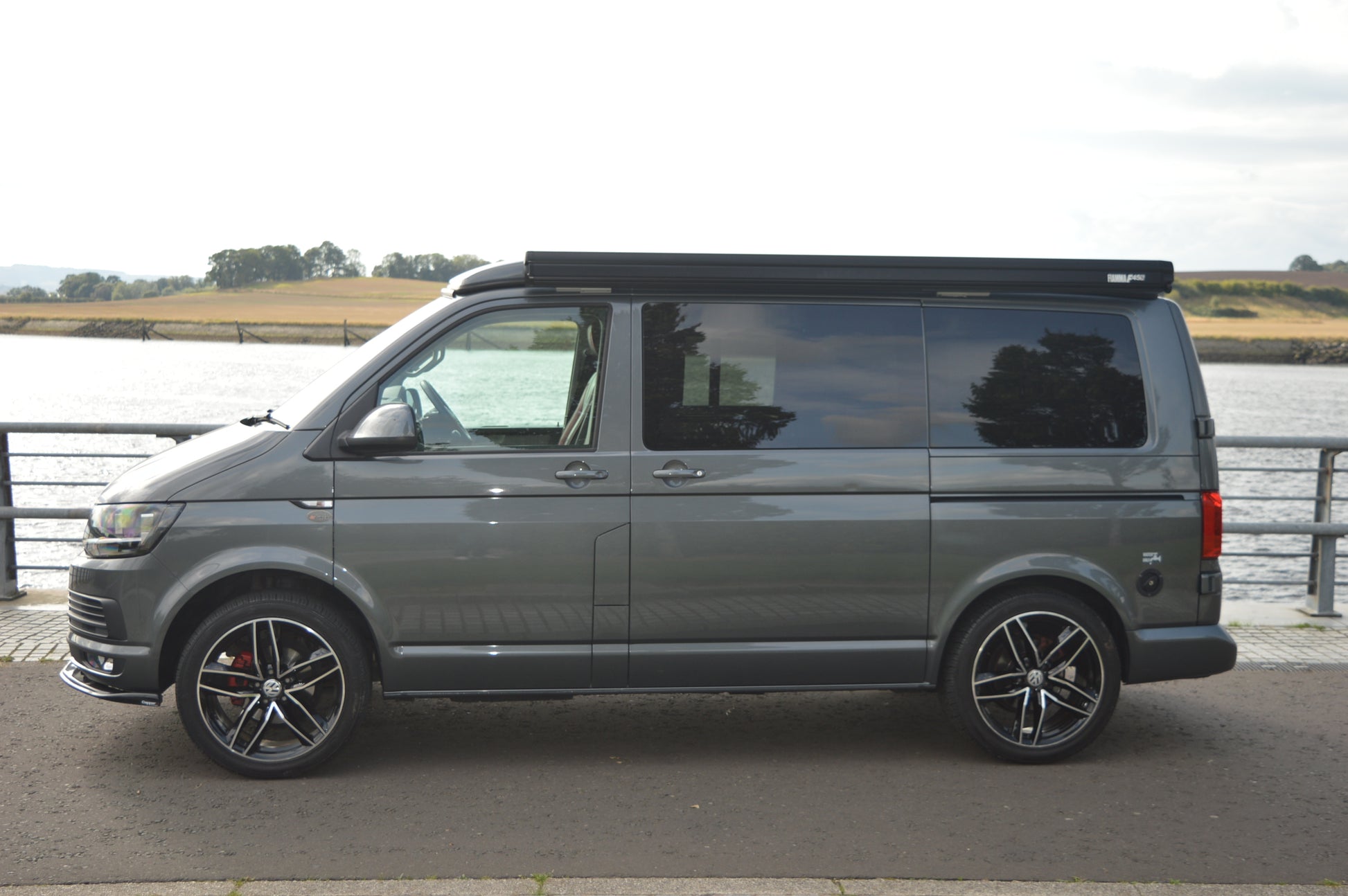 Volkswagen Transporter T6 Highline Luxury Campervan 2019 19 reg T28 102 BHP HIGHLINE 2.0