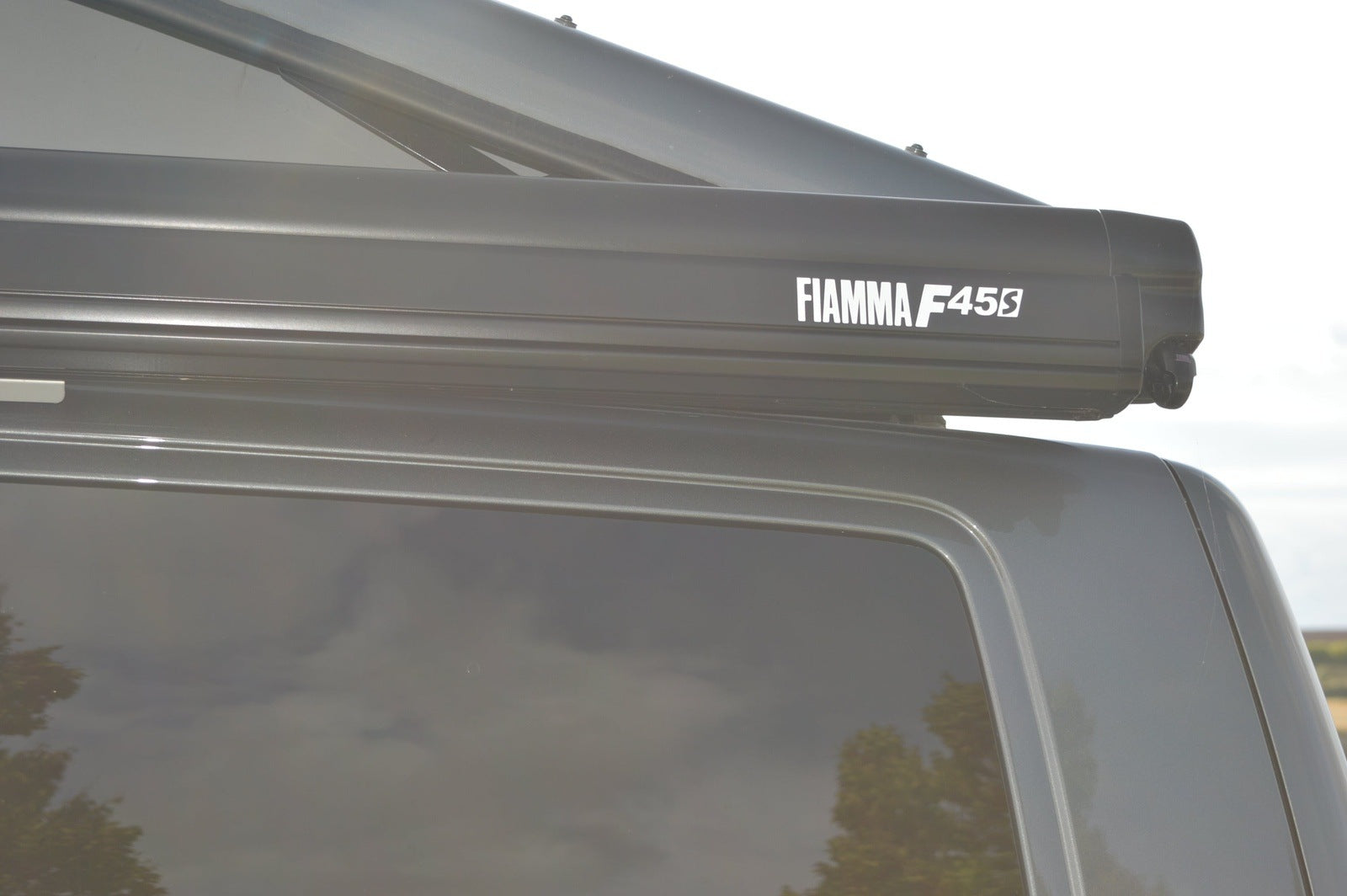 Volkswagen Transporter T6 Highline Luxury Campervan T28 102 BHP HIGHLINE.