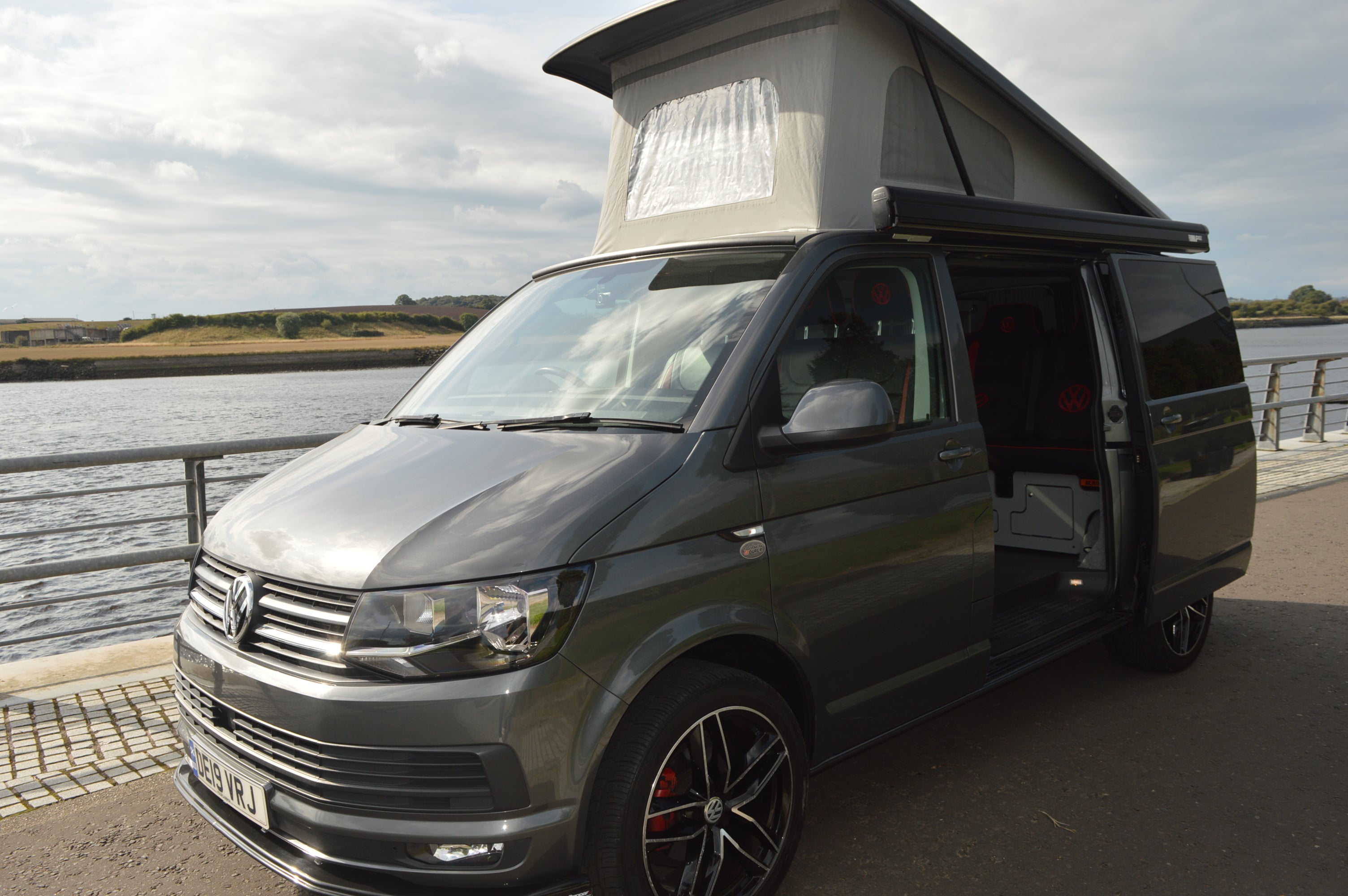 Volkswagen Transporter T6 Highline Luxury Campervan 2019 19 reg T28 102 BHP HIGHLINE 2.0
