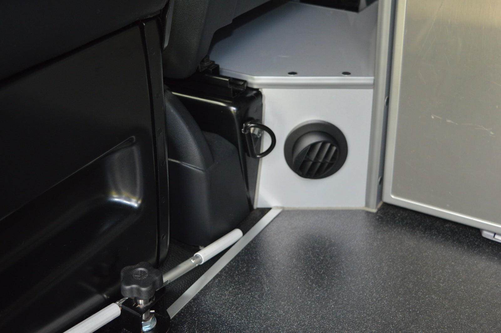 Volkswagen Transporter T6 Highline Luxury Campervan T28 102 BHP HIGHLINE.