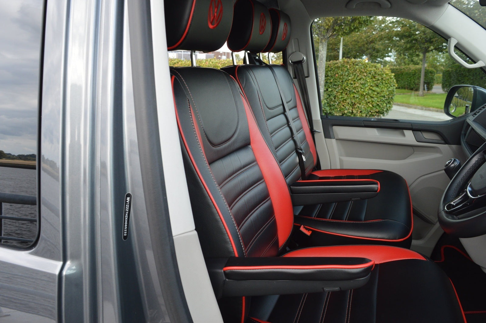 Volkswagen Transporter T6 Highline Luxury Campervan T28 102 BHP HIGHLINE.