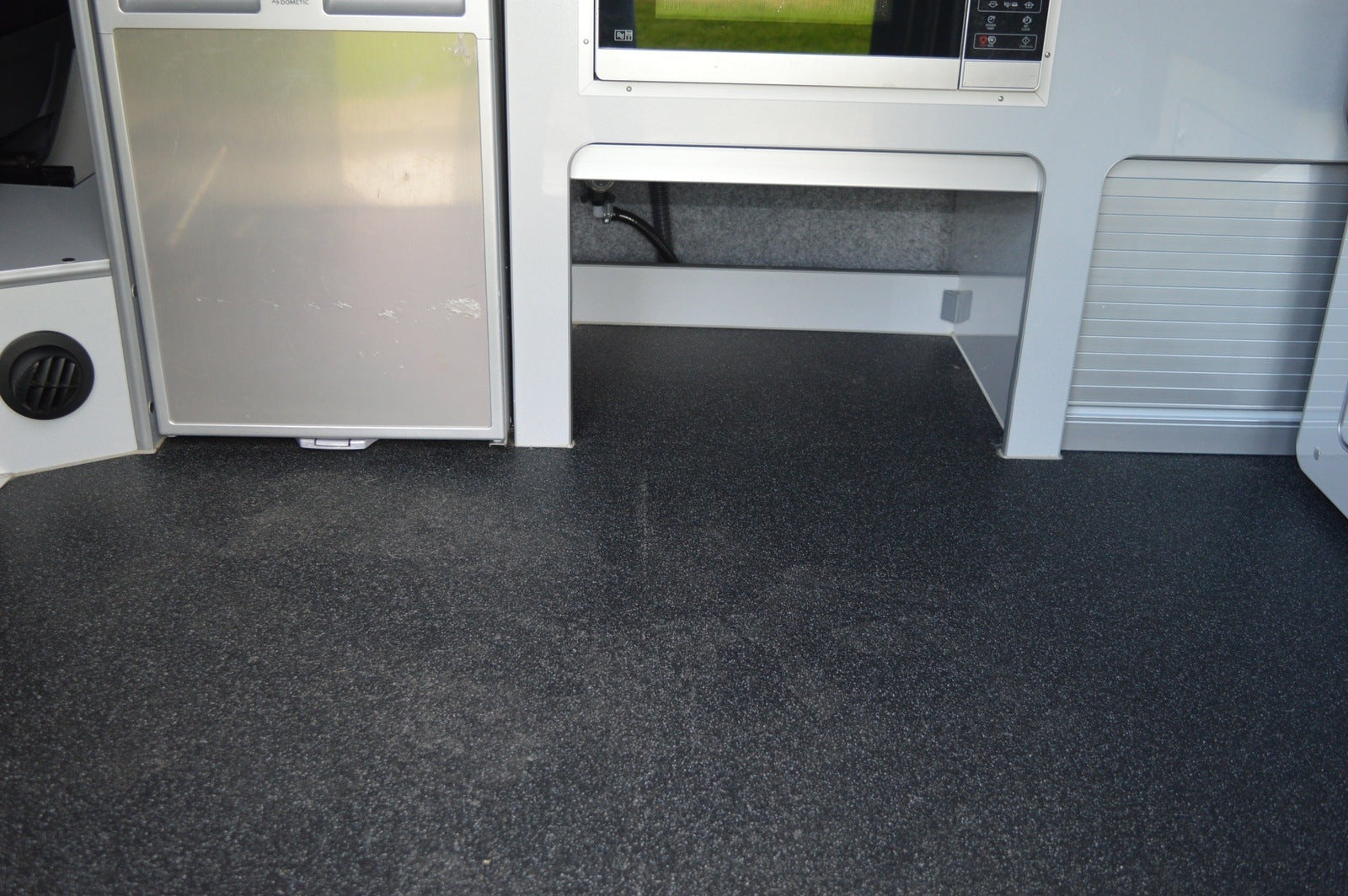 Volkswagen Transporter T6 Highline Luxury Campervan T28 102 BHP HIGHLINE.