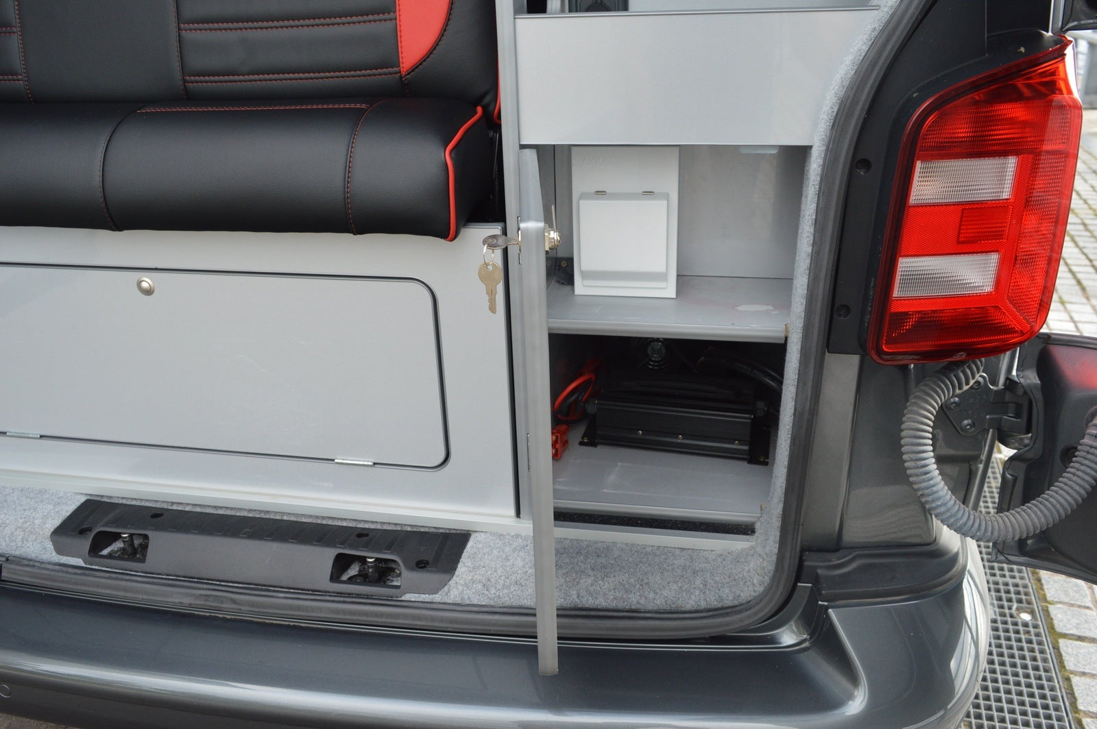 Volkswagen Transporter T6 Highline Luxury Campervan T28 102 BHP HIGHLINE.