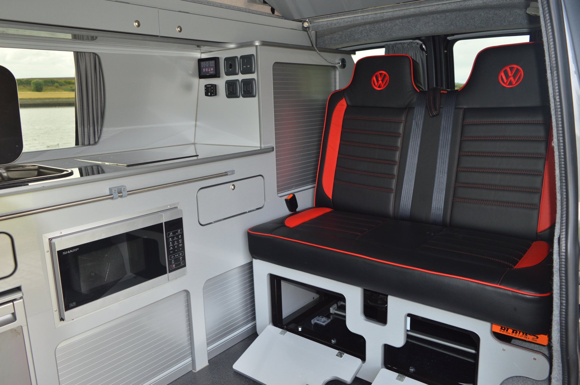 Volkswagen Transporter T6 Highline Luxury Campervan 2019 19 reg T28 102 BHP HIGHLINE 2.0