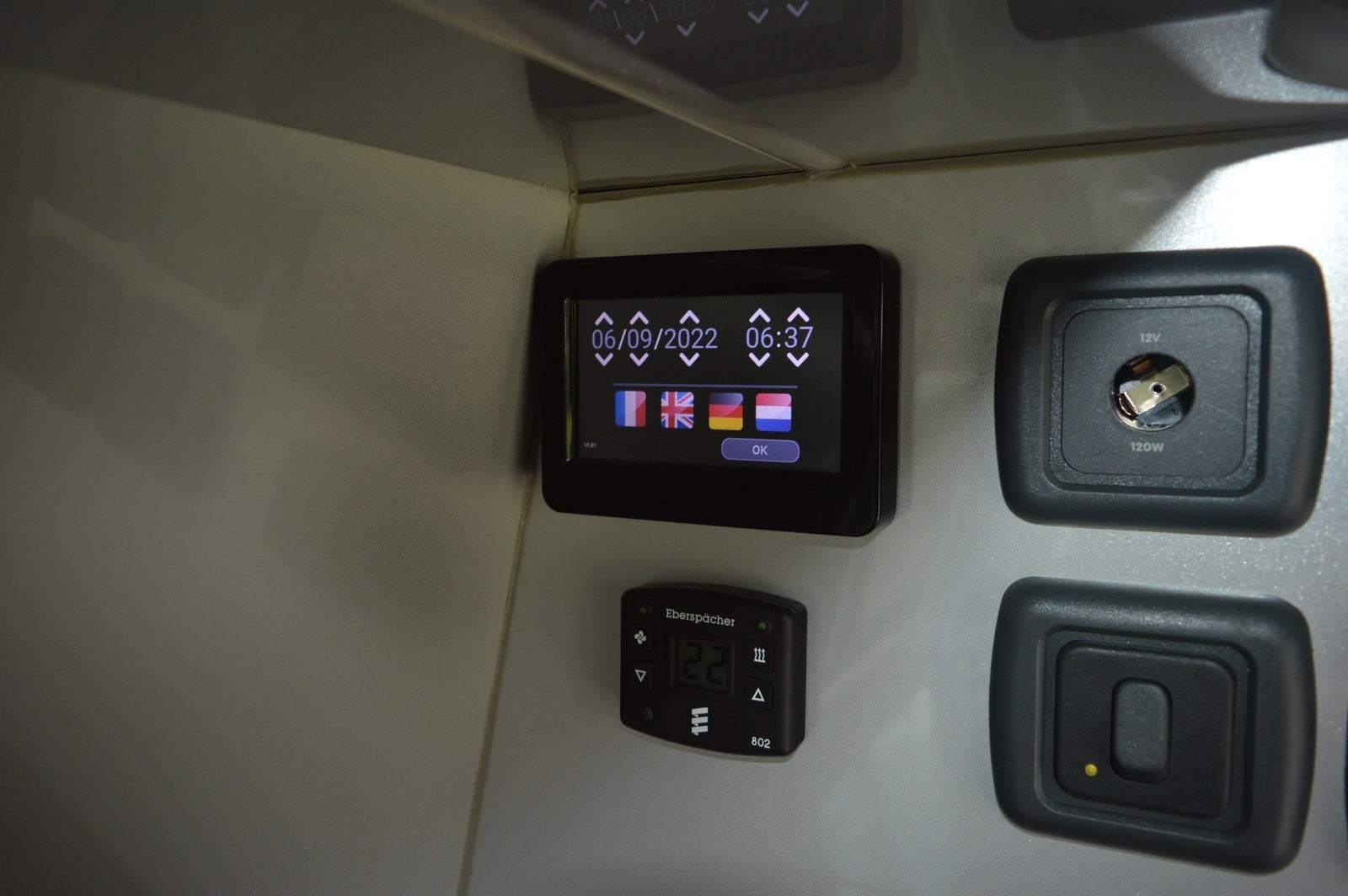 Volkswagen Transporter T6 Highline Luxury Campervan T28 102 BHP HIGHLINE.