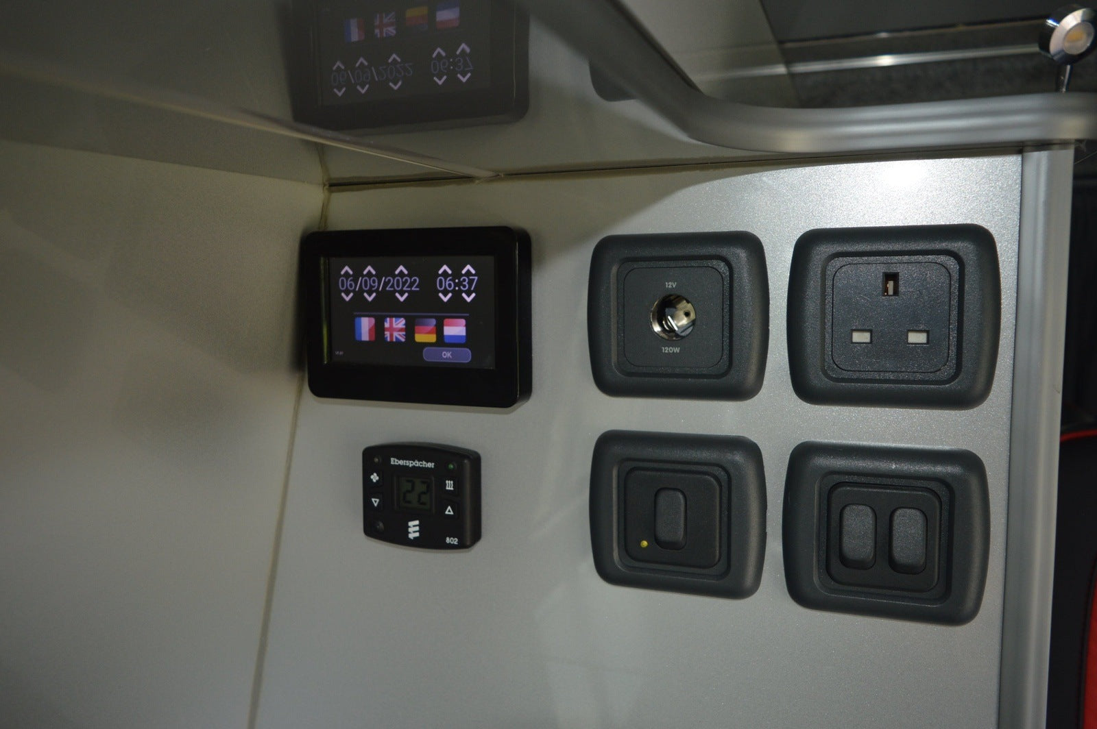 Volkswagen Transporter T6 Highline Luxury Campervan T28 102 BHP HIGHLINE.